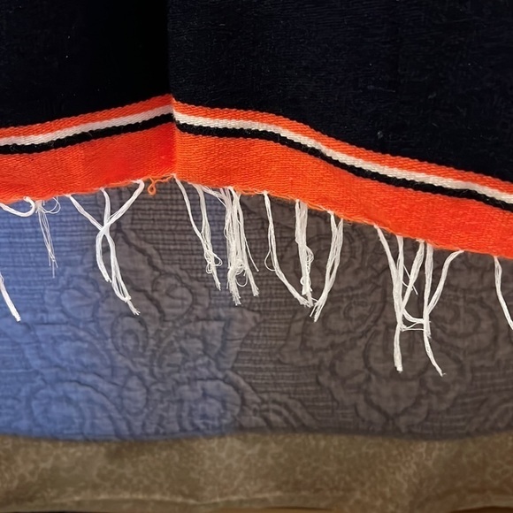 NFL Denver Bronco Graphic Poncho - Picture 4 of 12